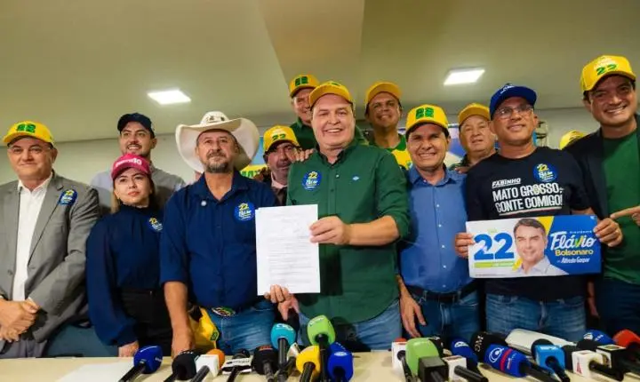 Deputados estaduais de MT assinam carta de apoio à candidatura de Flávio Bolsonaro  